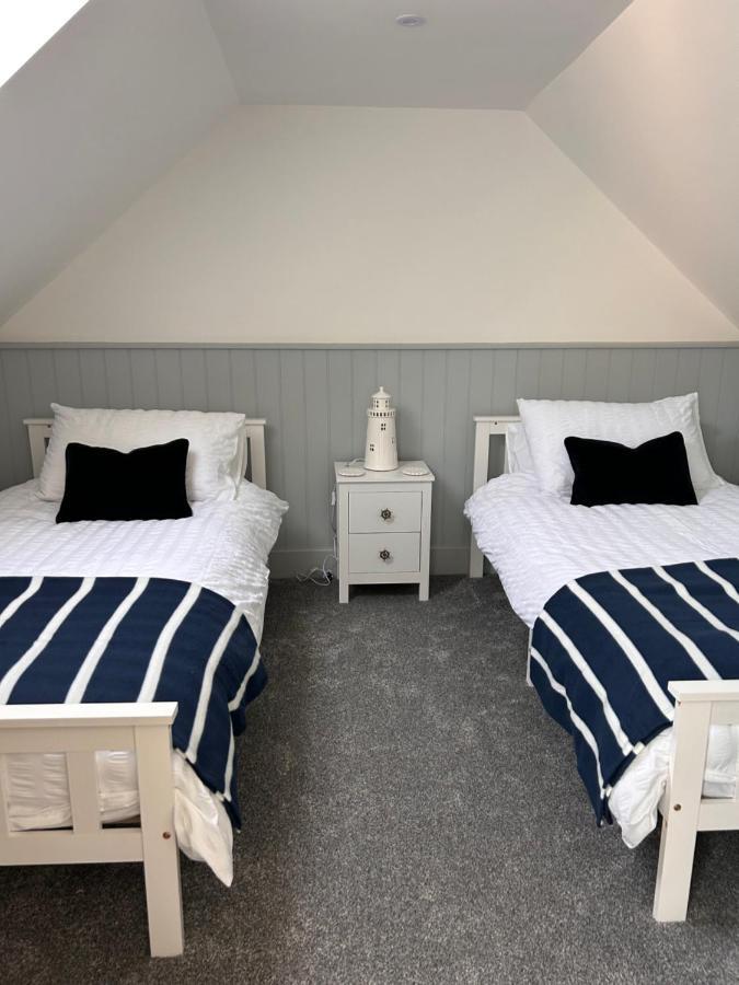 The Loft And The Den Sandown