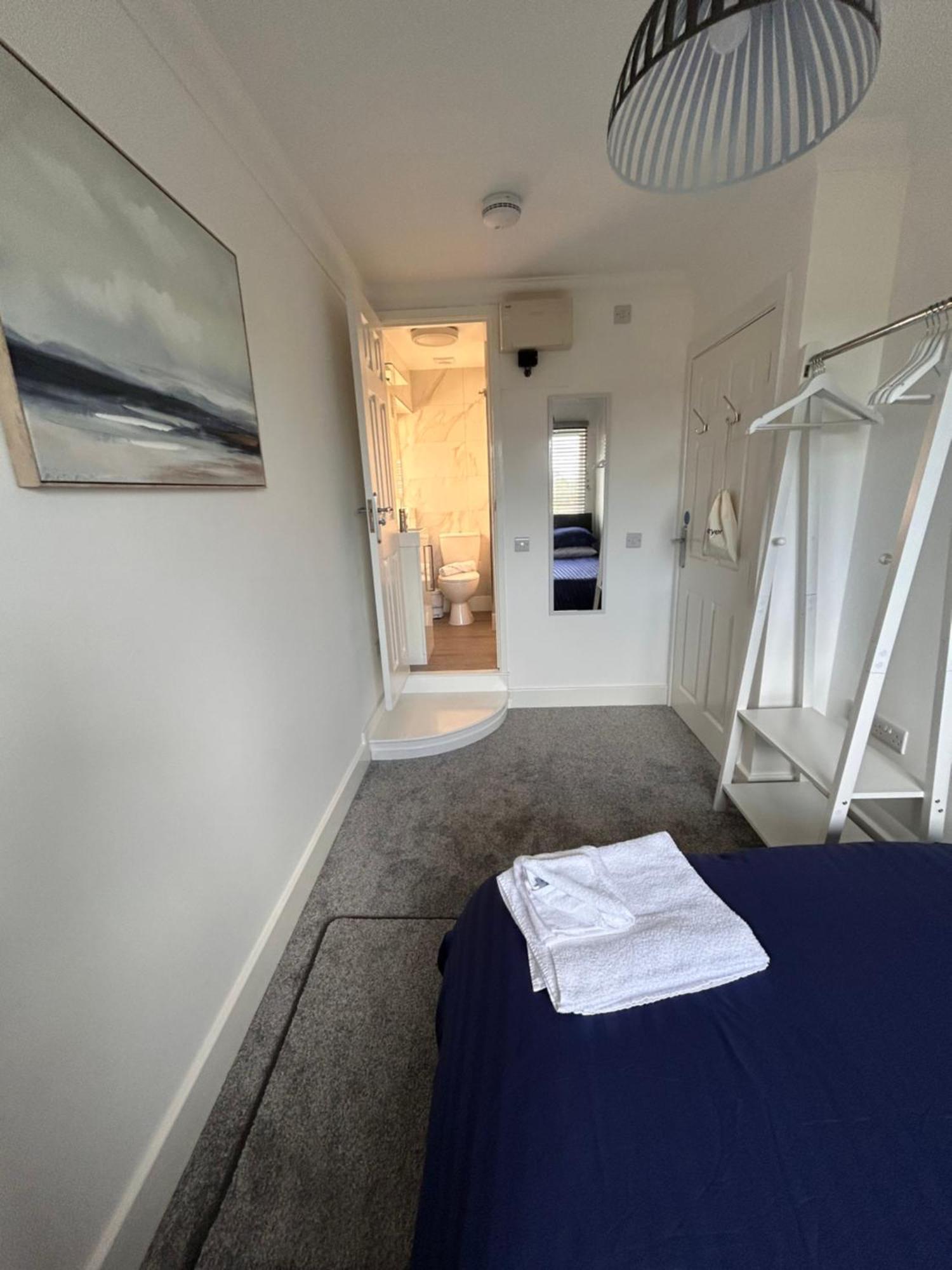 The Loft And The Den Sandown
