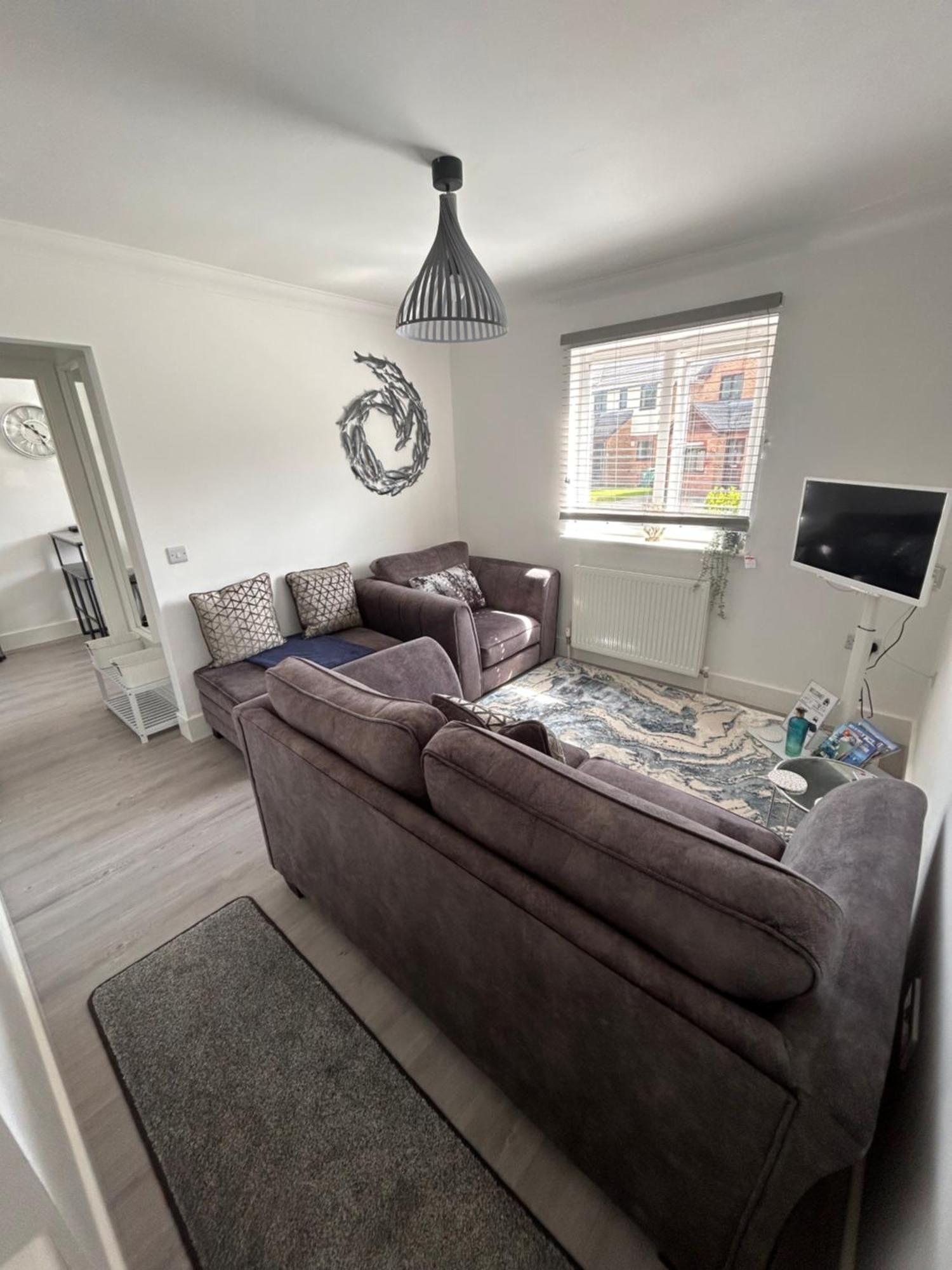 The Loft And The Den Sandown